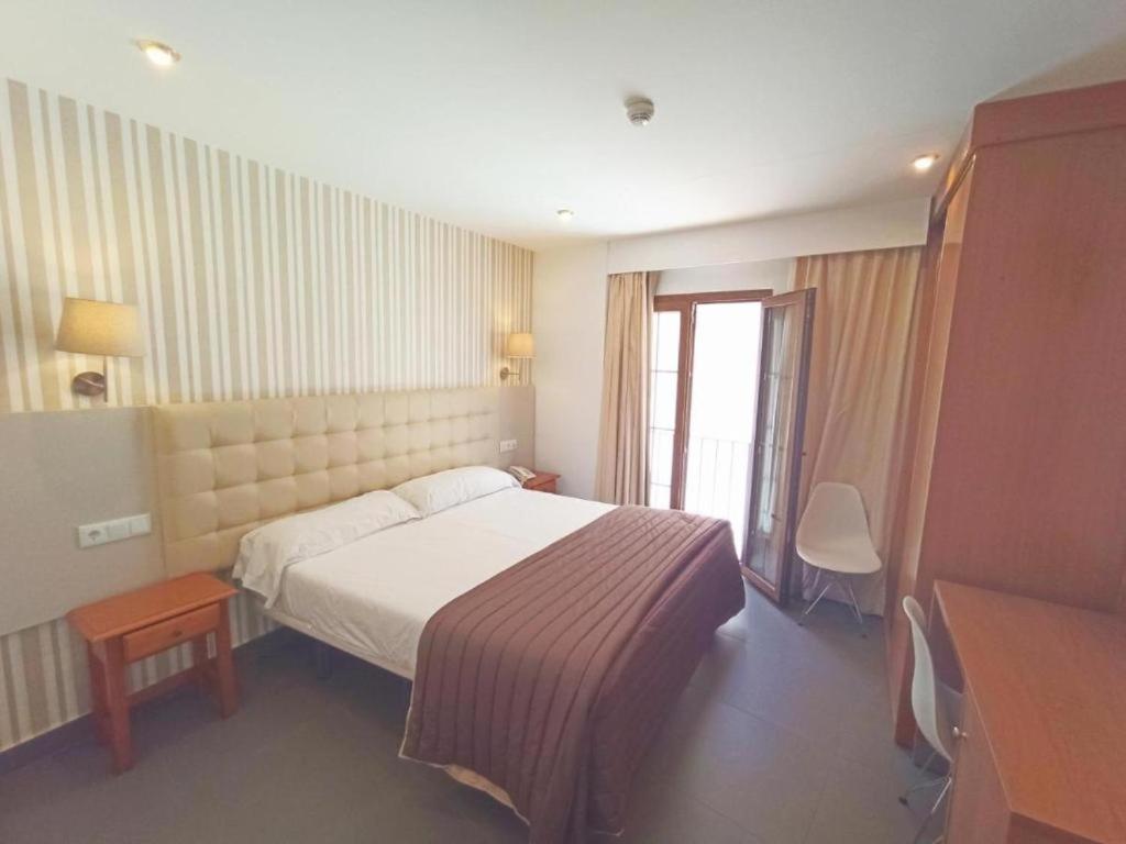 Hotel Rambla Emerita, Centro Ciudad Меріда Екстер'єр фото