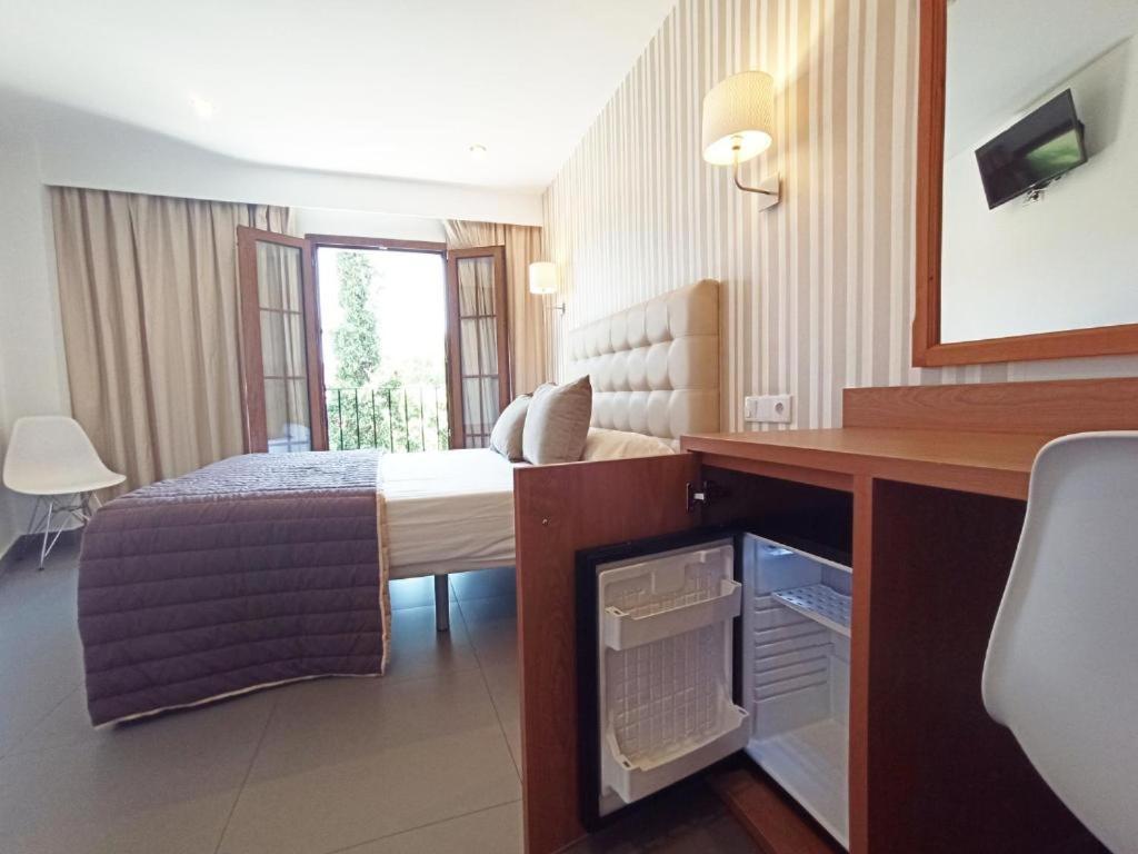 Hotel Rambla Emerita, Centro Ciudad Меріда Екстер'єр фото